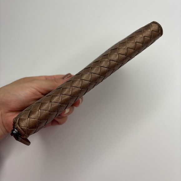 Bottega Veneta Intrecciato Leather Long Wallet - Picture 5 of 11